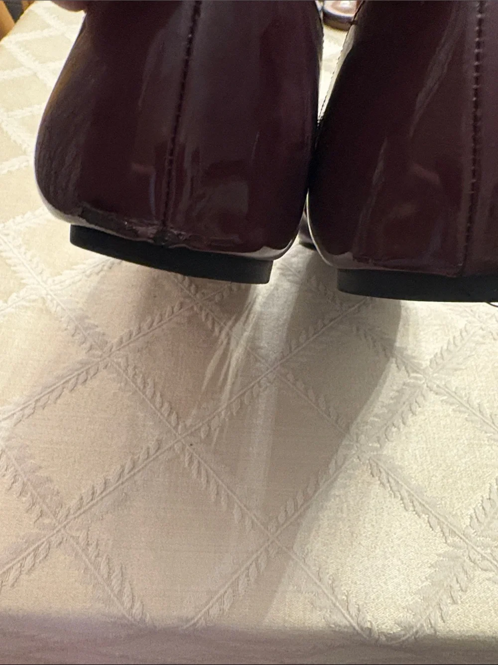 BCBGeneration Women's Burgundy Bow Ballet Flats